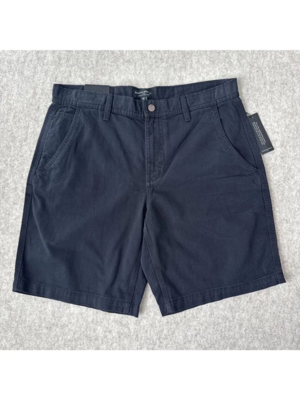 Banana Republic 8.5